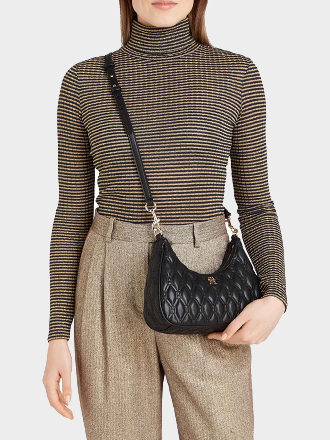 Сумки Tommy Hilfiger модель AW0AW16436-BDS Фото