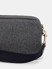Сумки Tommy Hilfiger модель AW0AW16474-PKH Фото