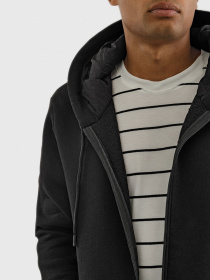 Кофта YUKI модель ЦБ-00222338 Фото