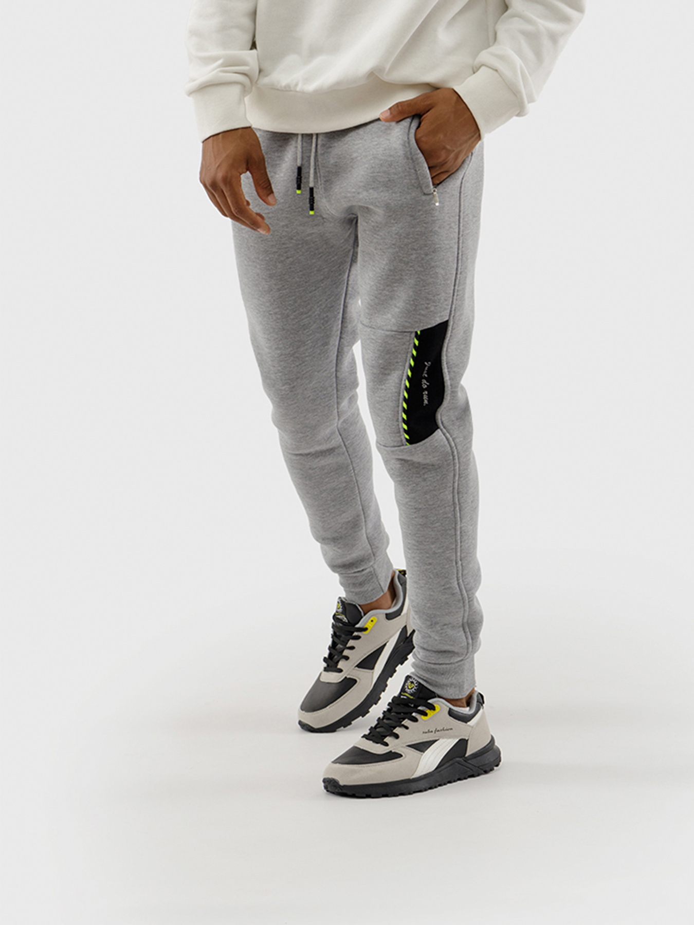 Джоггеры YUKI модель ЦБ-00227251 Фото