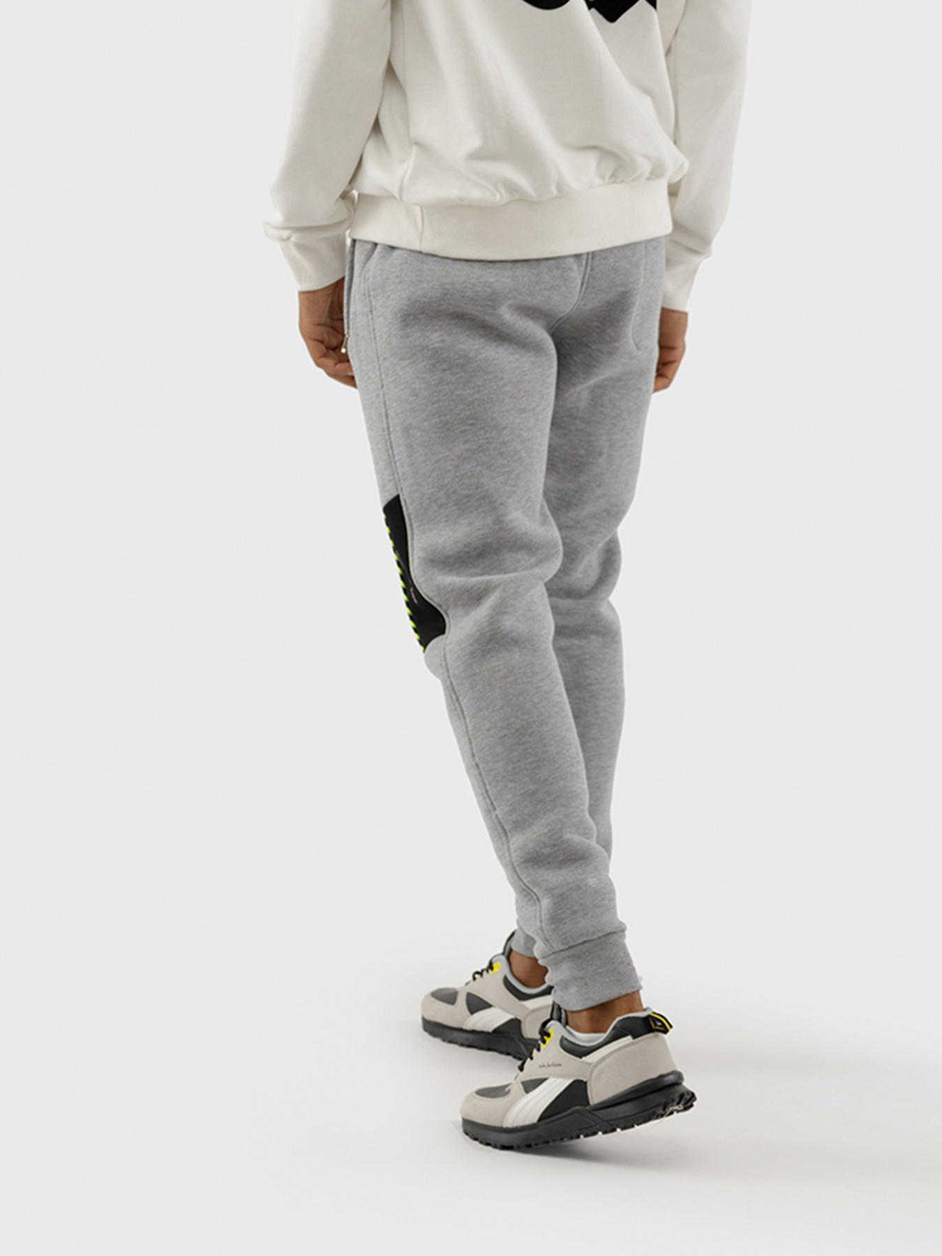 Джоггеры YUKI модель ЦБ-00227251 Фото