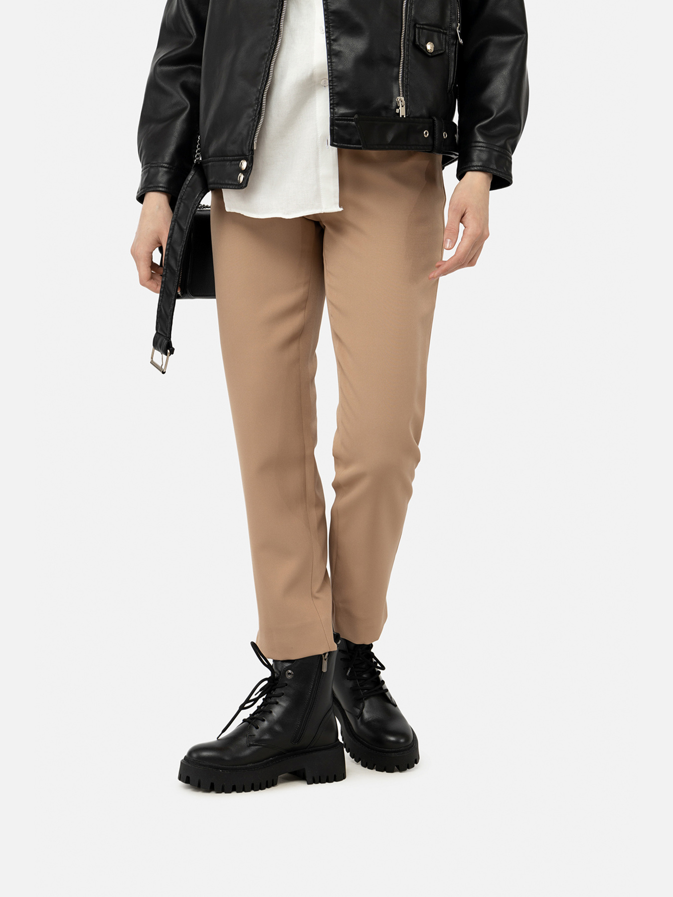 Брюки классические YUKI модель ЦБ-00242182 Фото