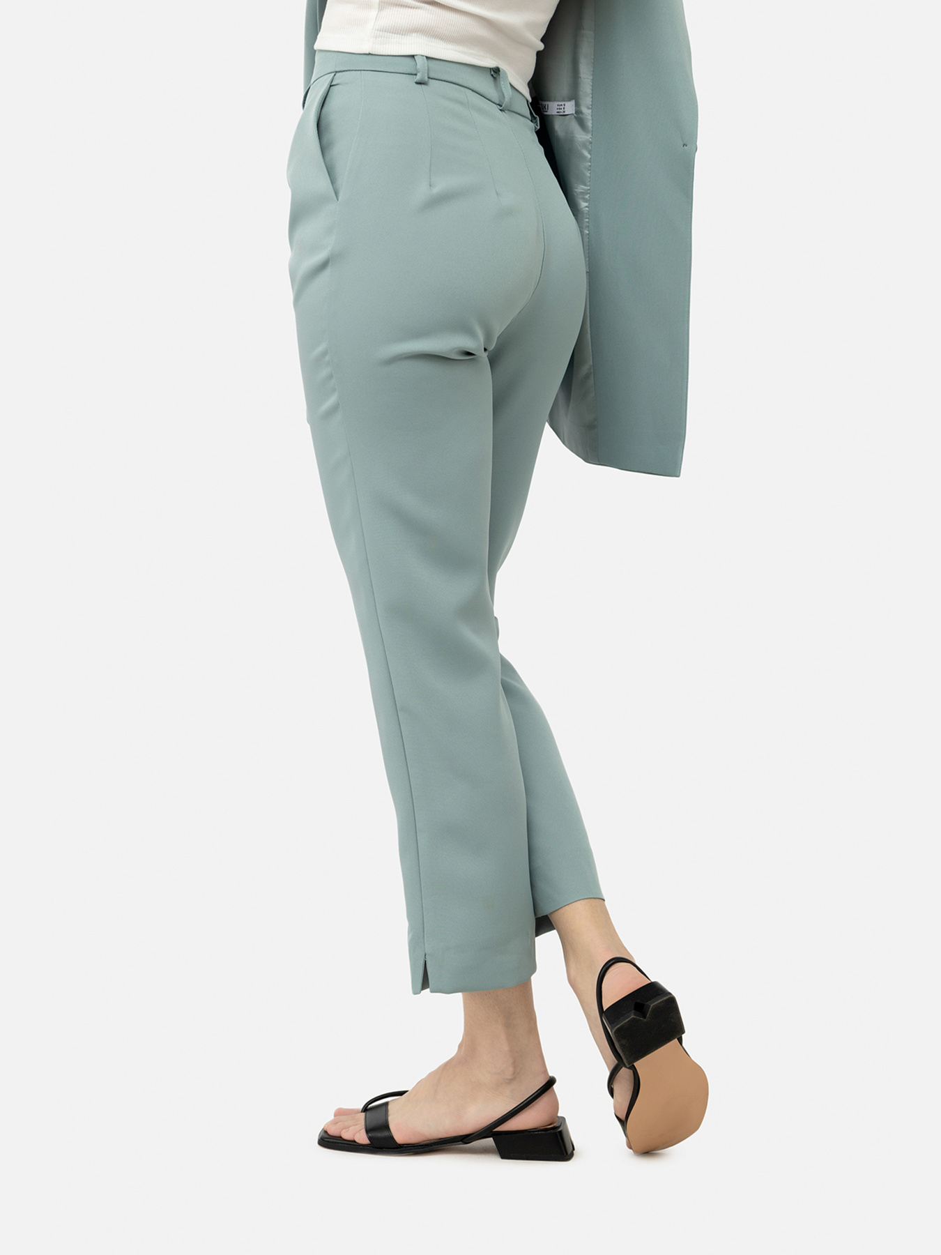 Классические штаны YUKI модель ЦБ-00242183 Классические штаны YUKI модель ЦБ-00242183 Фото