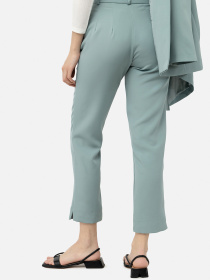 Классические штаны YUKI модель ЦБ-00242183 Классические штаны YUKI модель ЦБ-00242183 Фото