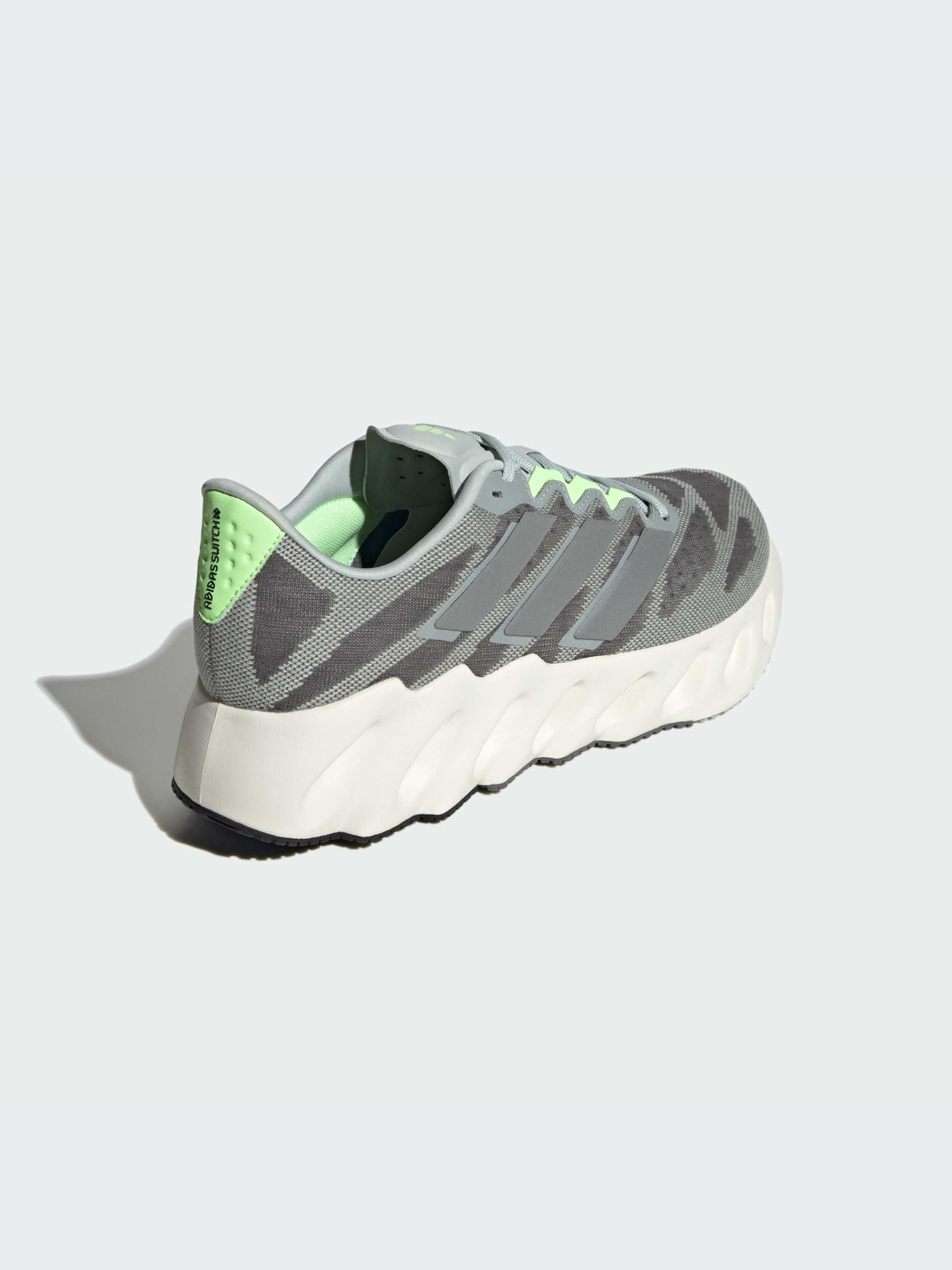Кроссовки Adidas модель ID2635-KZ Фото