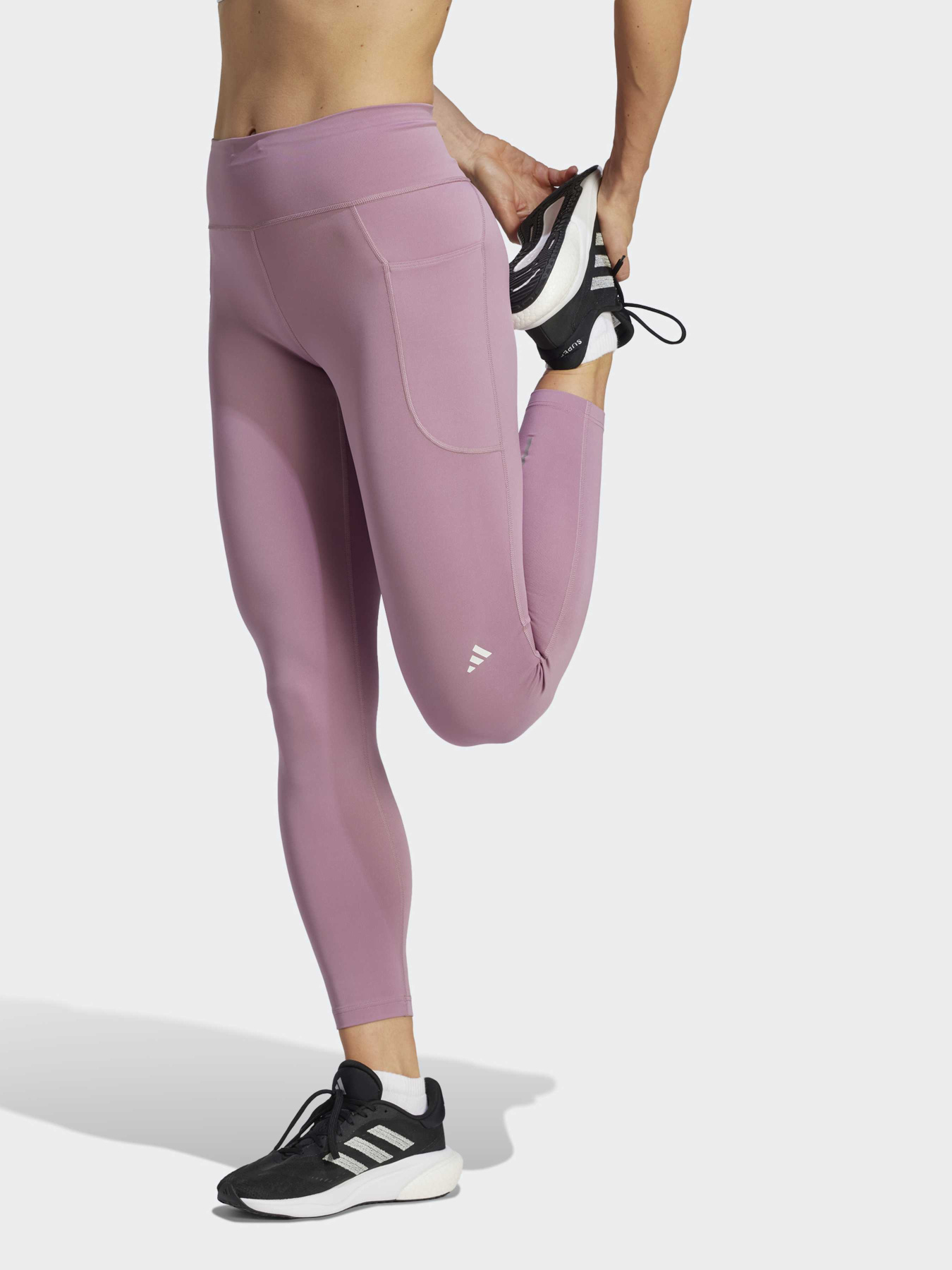 Спортивные леггинсы Adidas модель IA1936 Фото