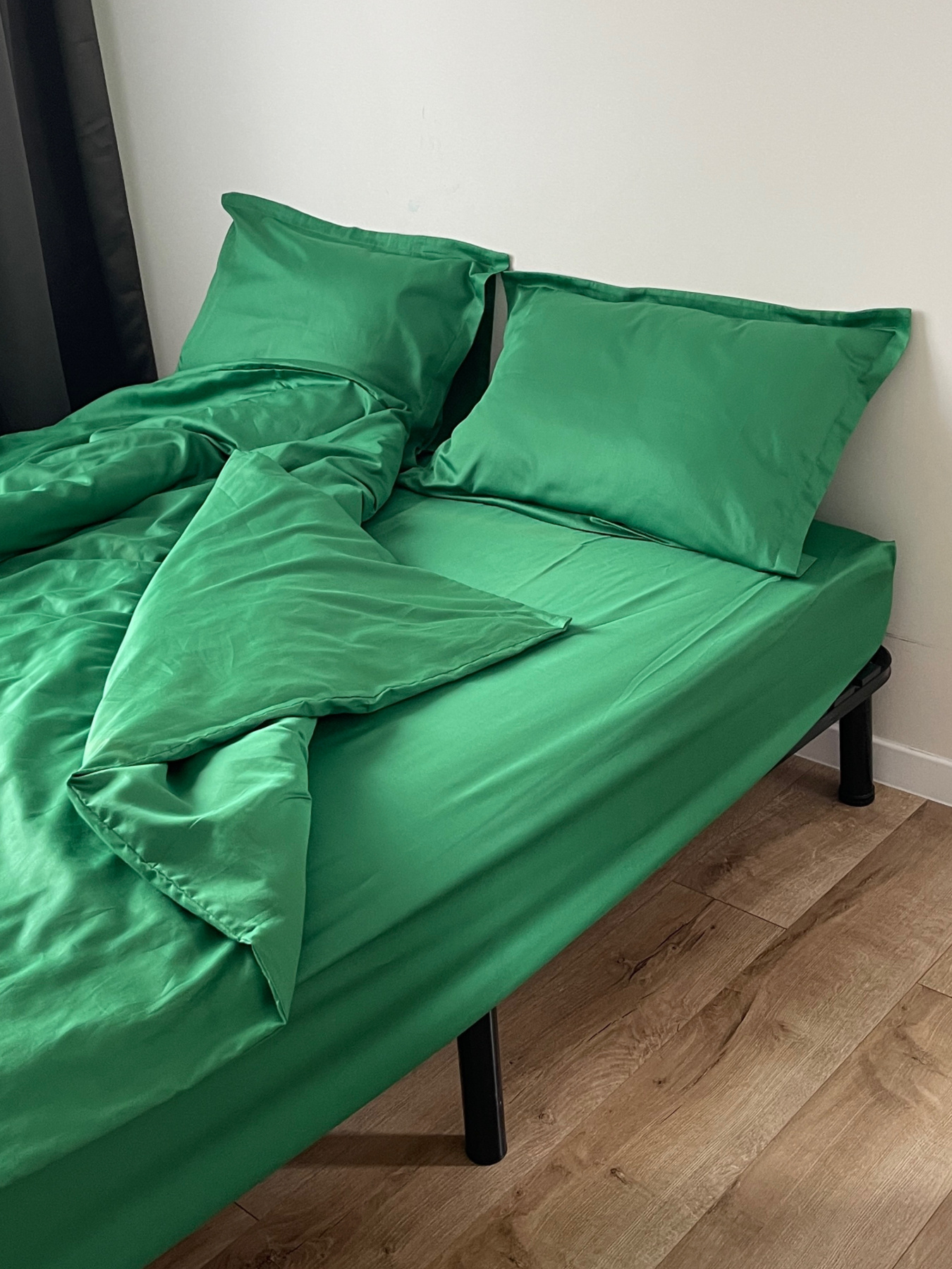 Простирадло на резинці зелене Cozy модель 9700834 Фото