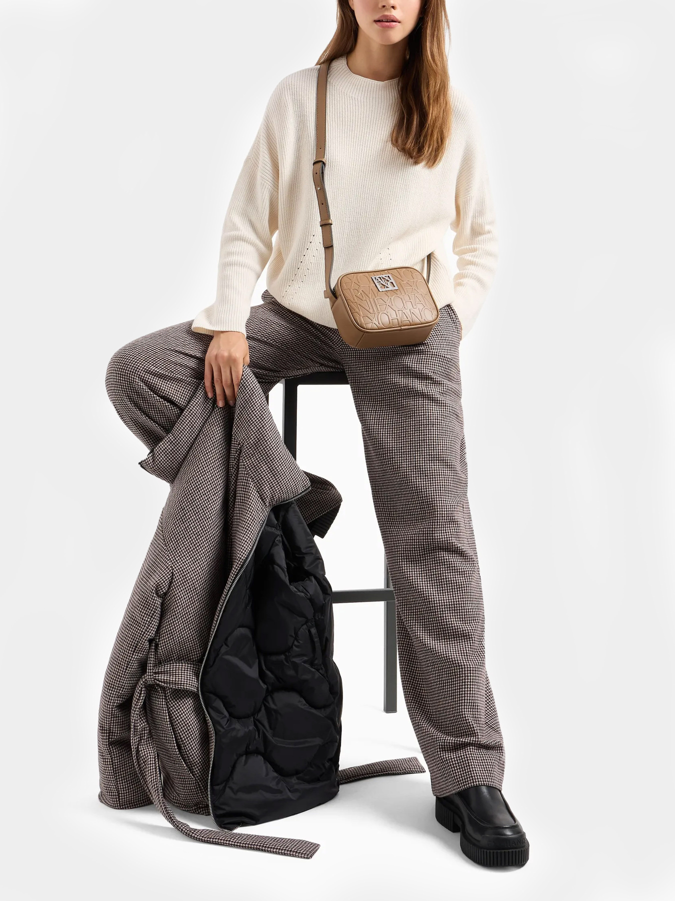 Сумки Armani Exchange модель 942733-CC793-14949 Фото