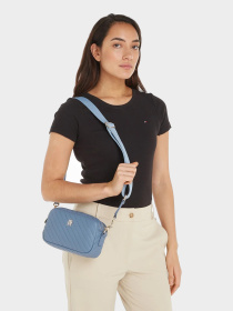 Сумки Tommy Hilfiger модель AW0AW17011-C0Z Фото