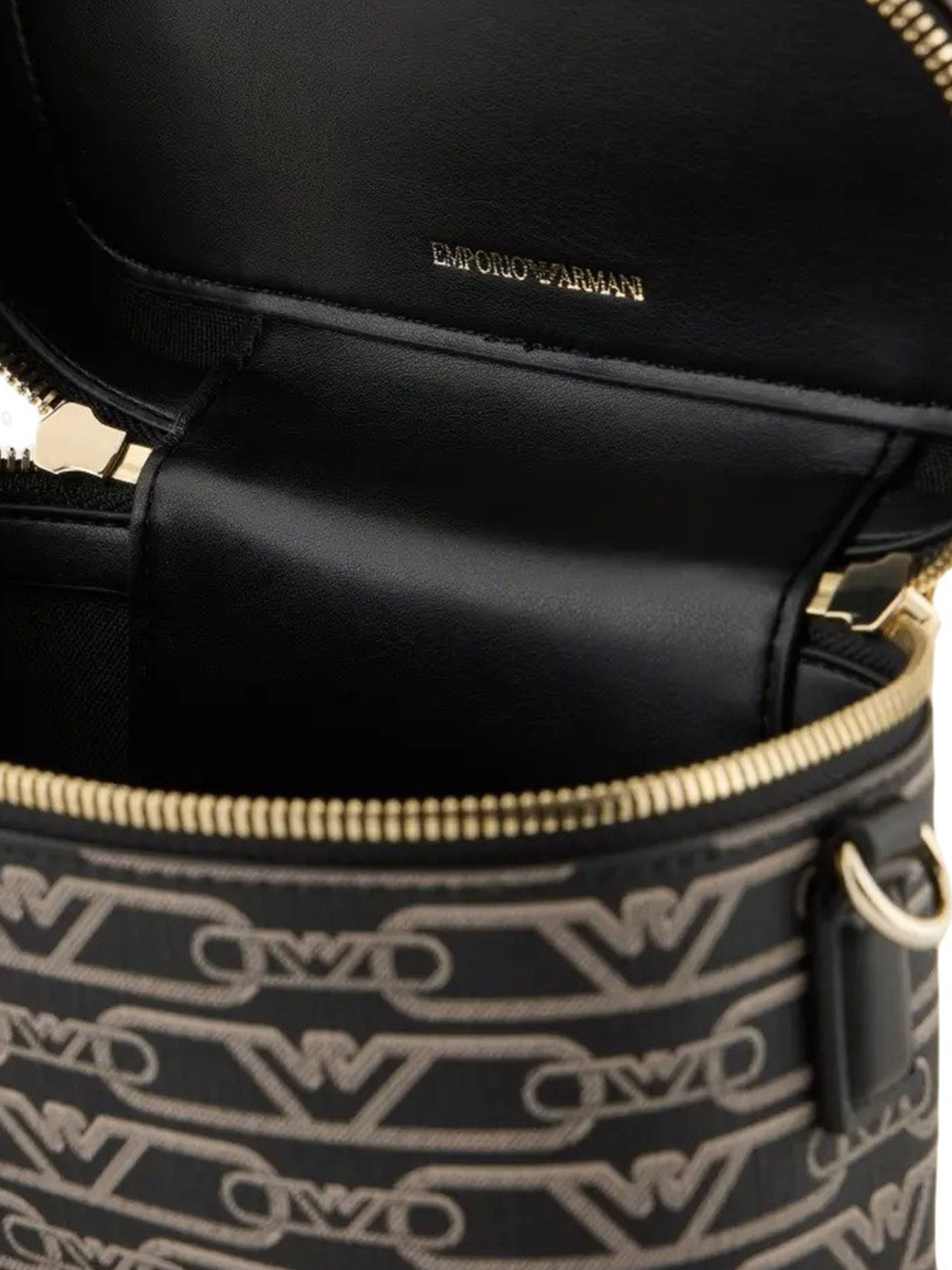 Сумки Emporio Armani модель EW000558-AF11951-FC033 Фото