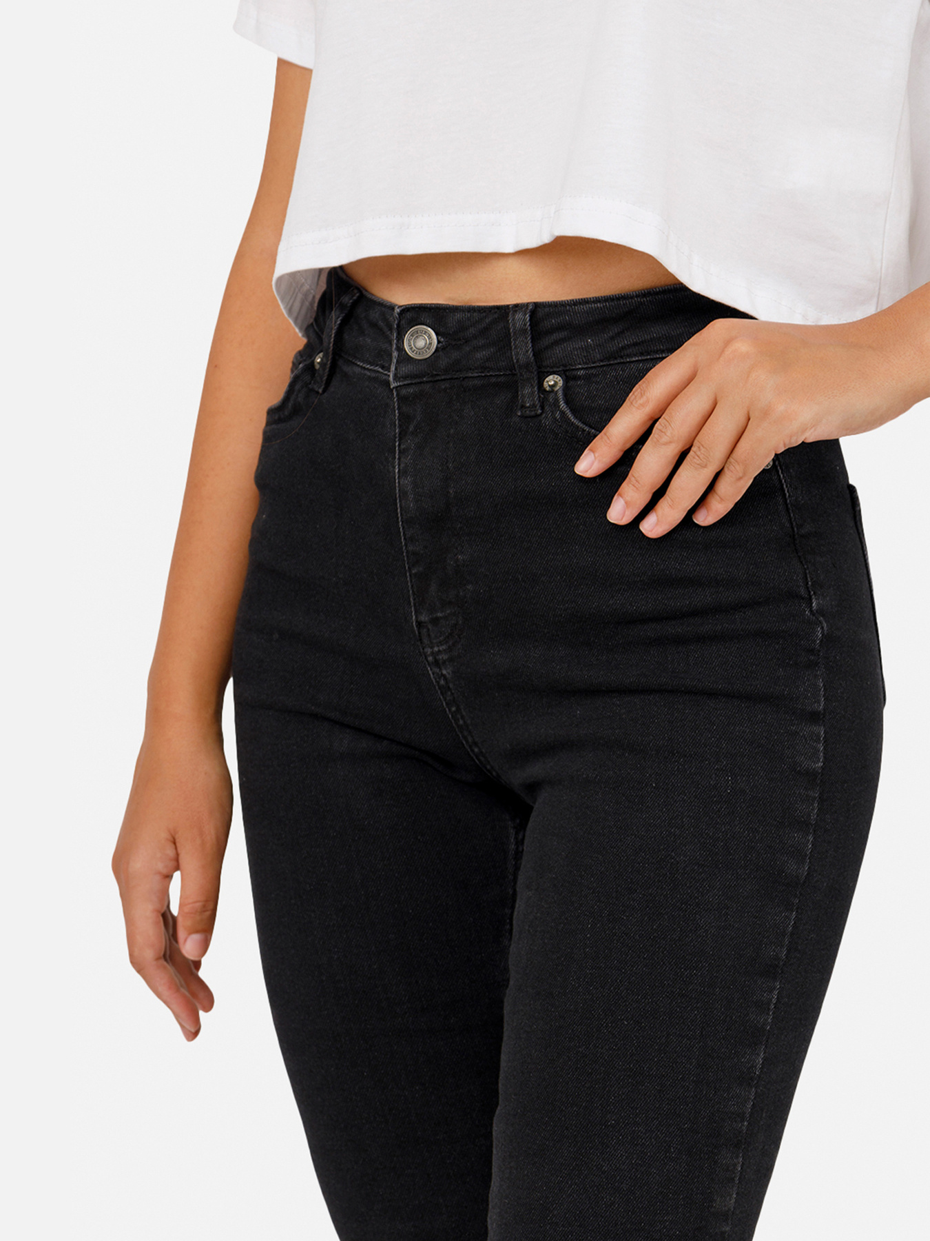 Джинси YUKI модель ЦБ-00257497 Фото