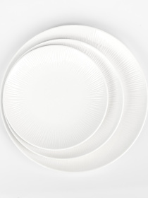 Тарелка "Луч" белая MBM MY HOME модель KP-109 WHITE Фото