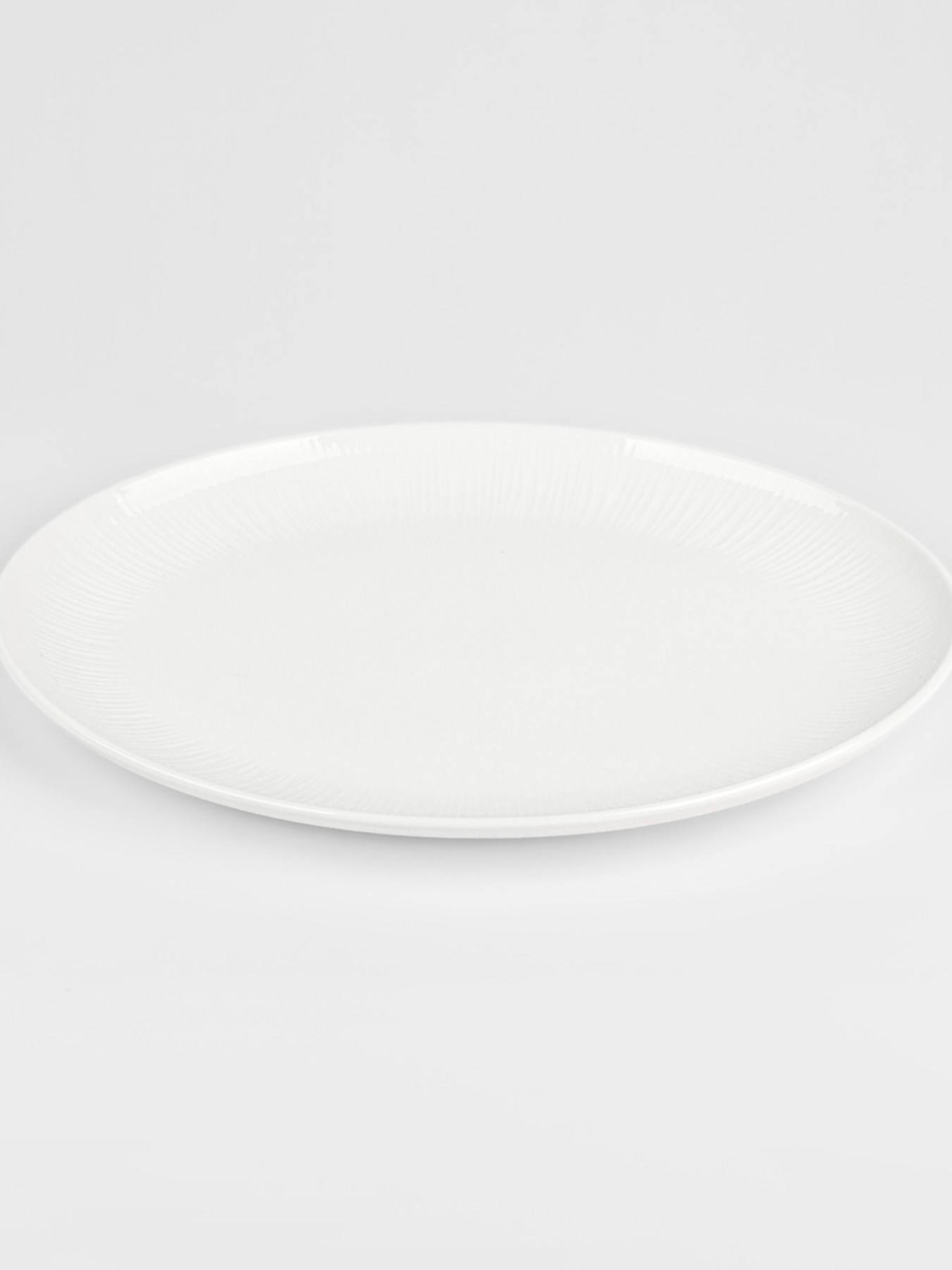 Тарілка овальна "Промінь" біла MBM MY HOME модель KP-110 WHITE Фото