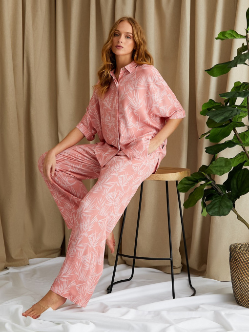 Піжама Pretty You London Printed Studio модель Printed-Studio-Long Фото