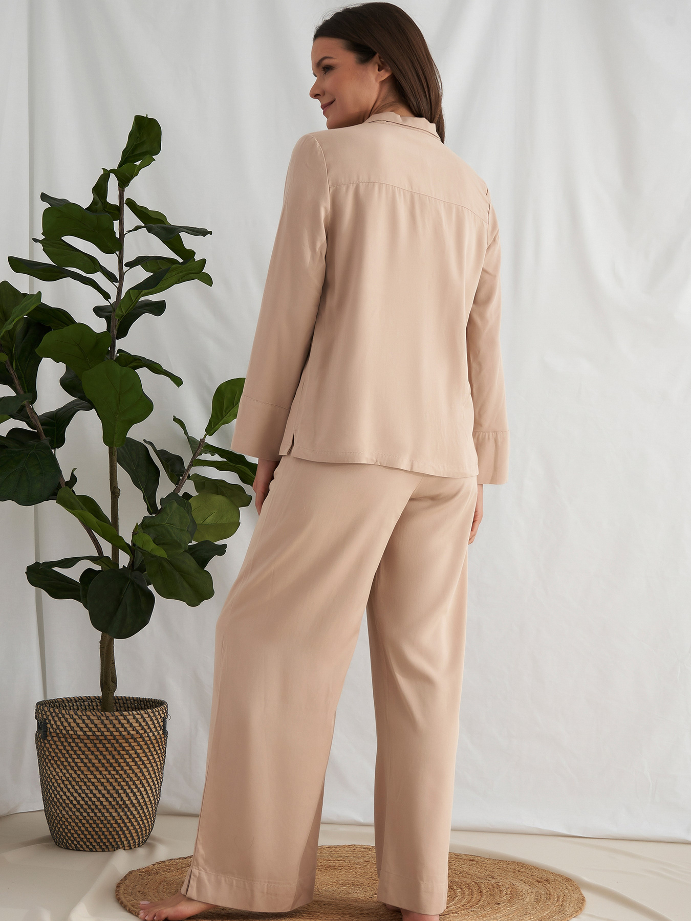 Пижама Pretty You London Studio модель Studio-PJ-Sand Фото