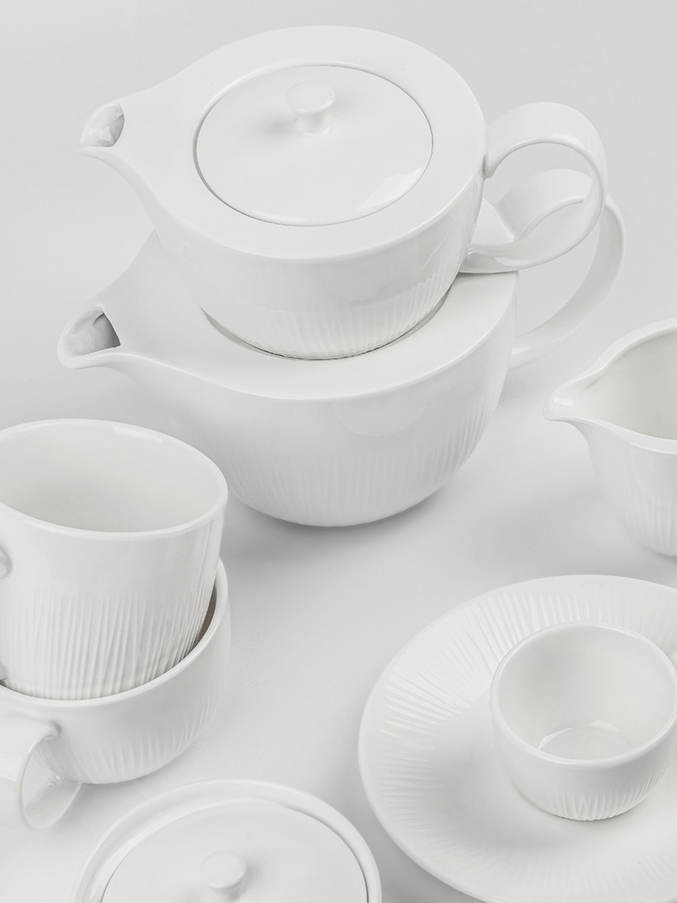 Заварювальний чайник "Промінь" порцеляновий білий MBM MY HOME модель KP-112 WHITE Фото