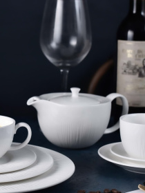 Заварювальний чайник "Промінь" порцеляновий білий MBM MY HOME модель KP-112 WHITE Фото