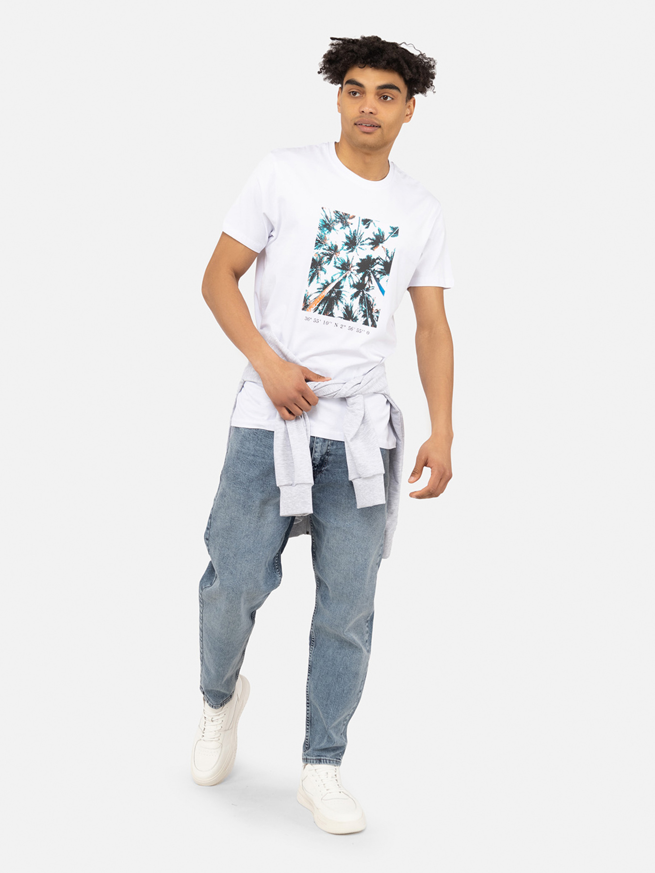 Футболка YUKI модель ЦБ-00243182 Футболка YUKI модель ЦБ-00243182 Фото