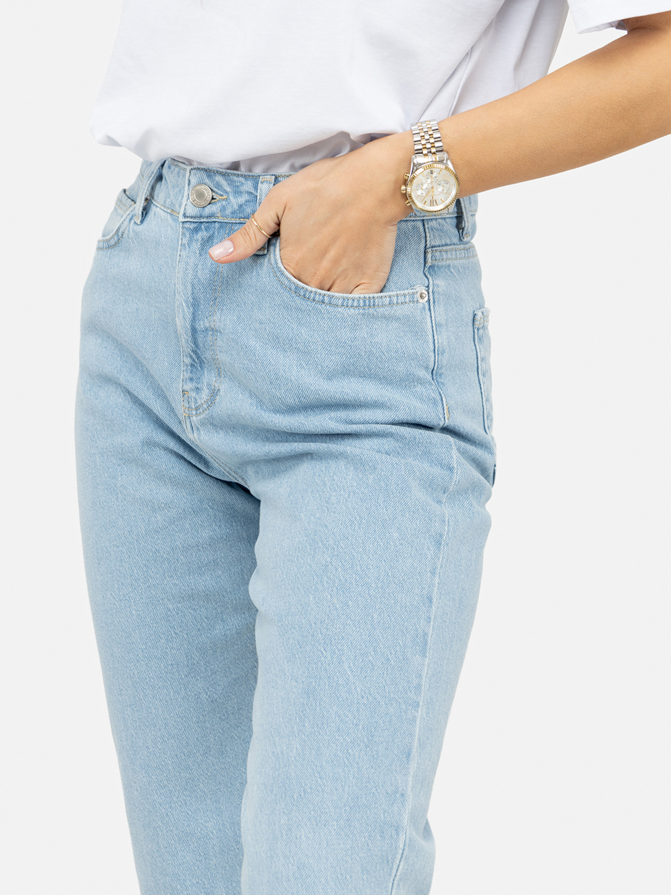 Джинсы YUKI модель ЦБ-00247182 Джинсы YUKI модель ЦБ-00247182 Фото