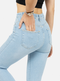 Джинси YUKI модель ЦБ-00247197 Фото