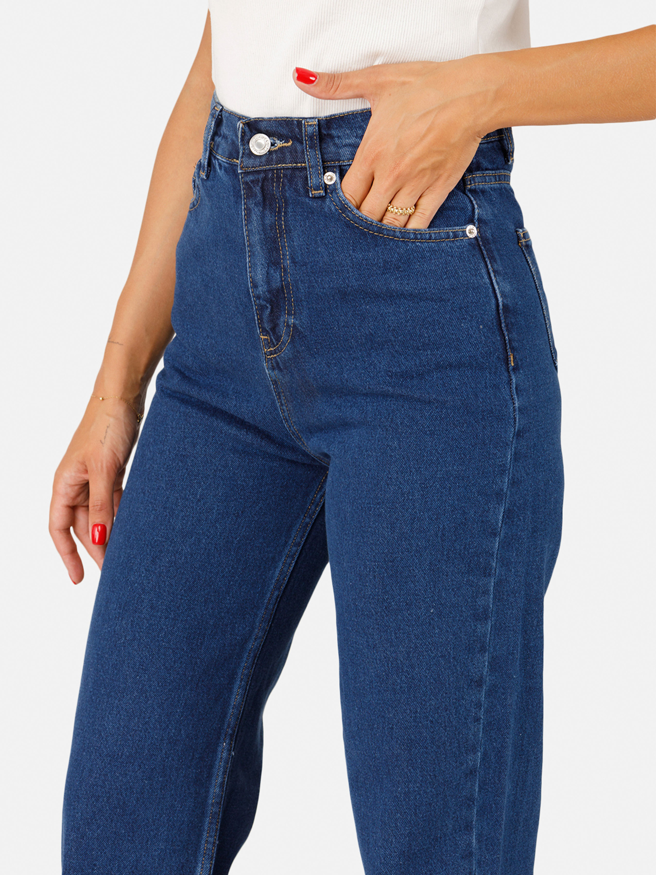 Джинсы YUKI модель ЦБ-00257325 Джинсы YUKI модель ЦБ-00257325 Фото