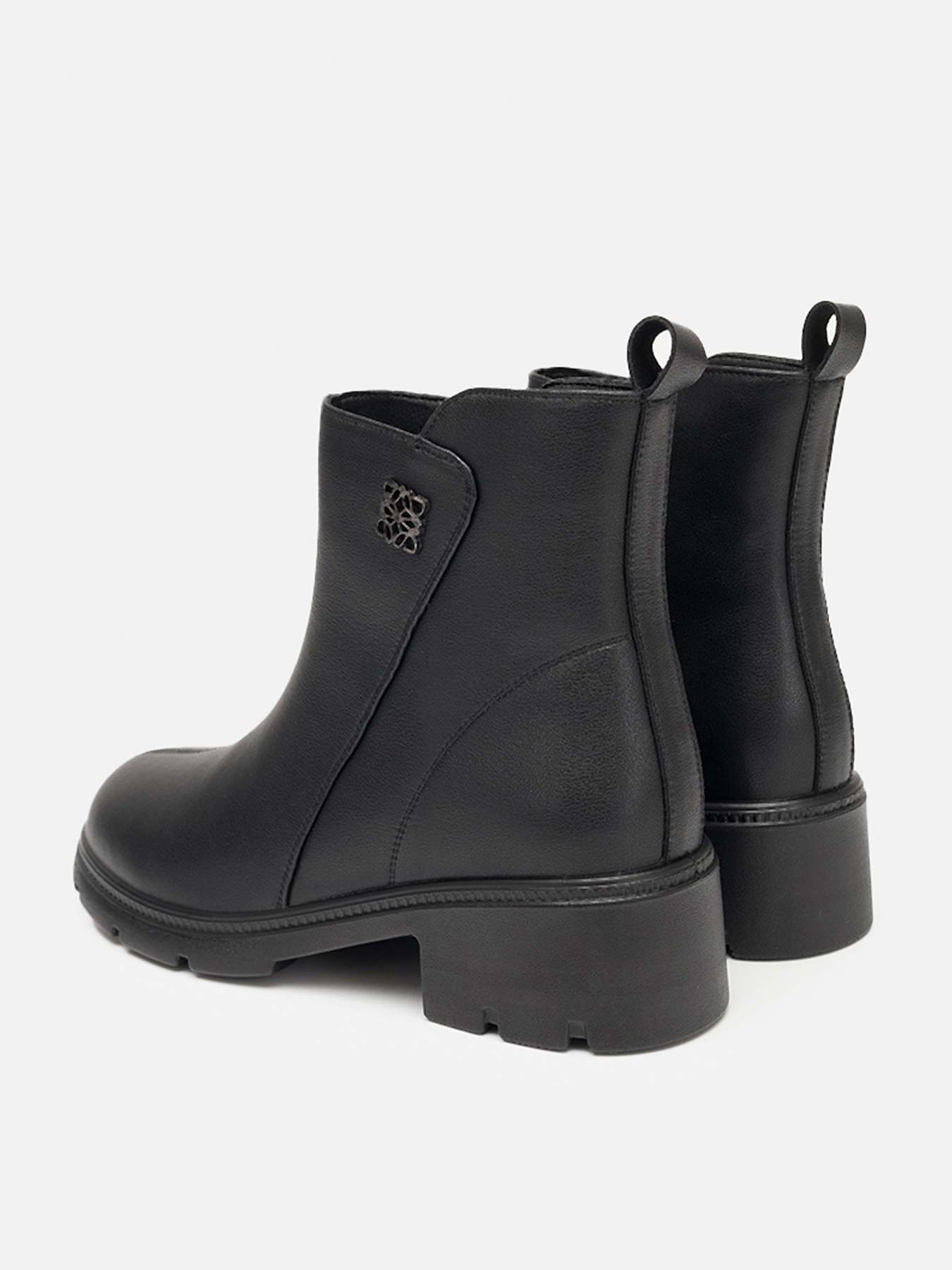 Черевики YUKI модель ЦБ-00248337 Черевики YUKI модель ЦБ-00248337 Фото