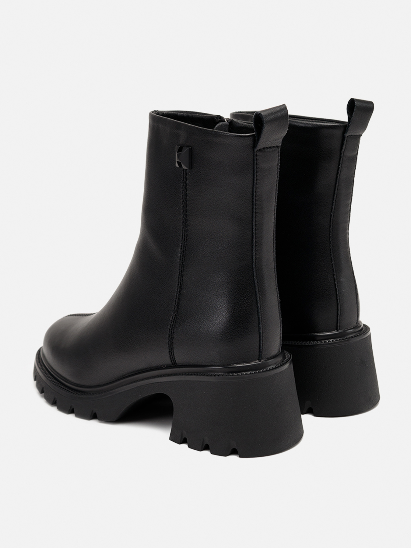 Ботильйони YUKI модель ЦБ-00251141 Ботильйони YUKI модель ЦБ-00251141 Фото