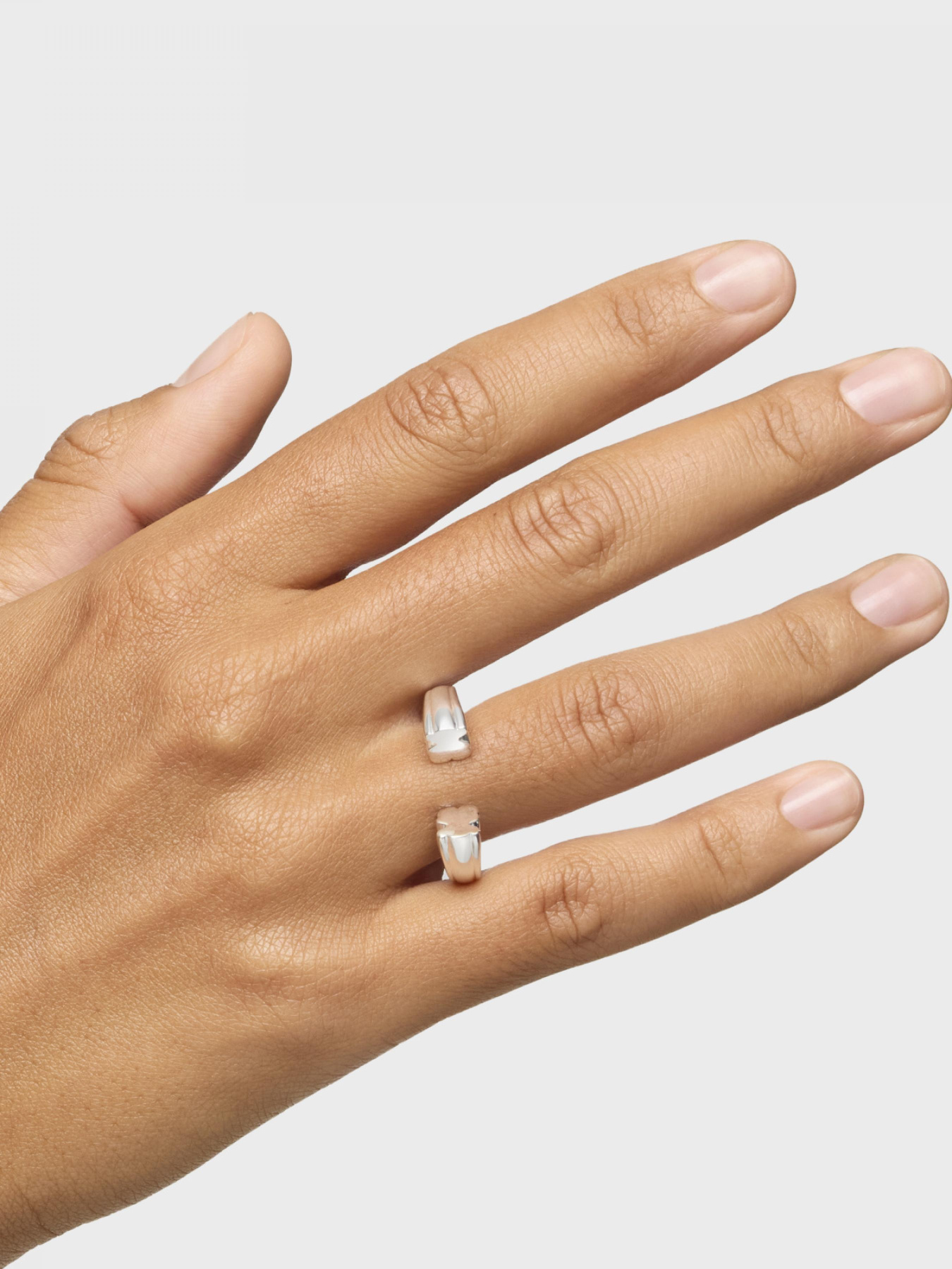 Каблучки TOUS модель 100424321 Фото