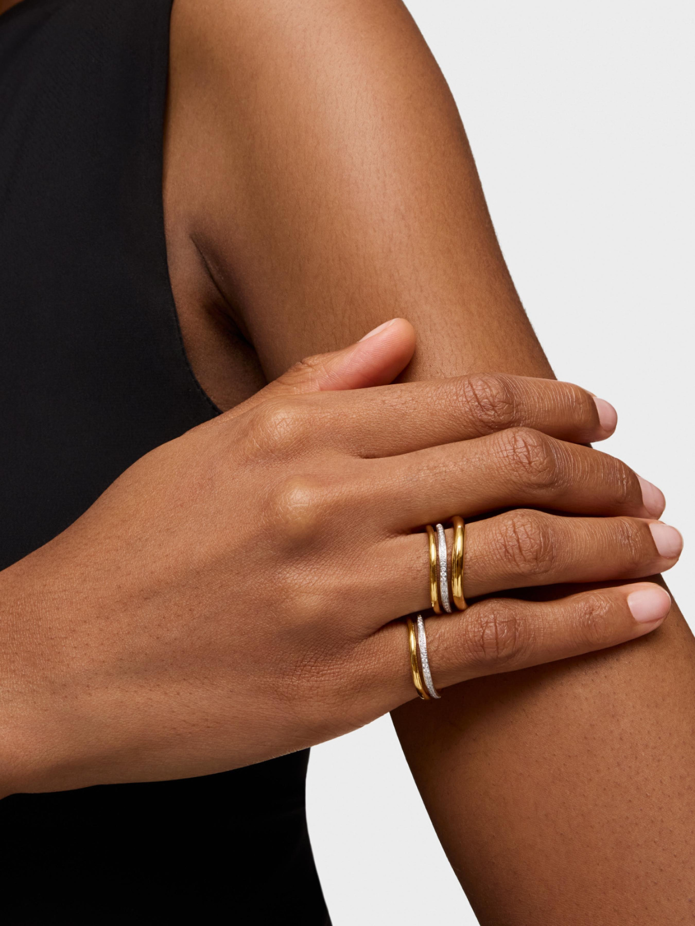 Каблучки TOUS модель 100420881 Фото