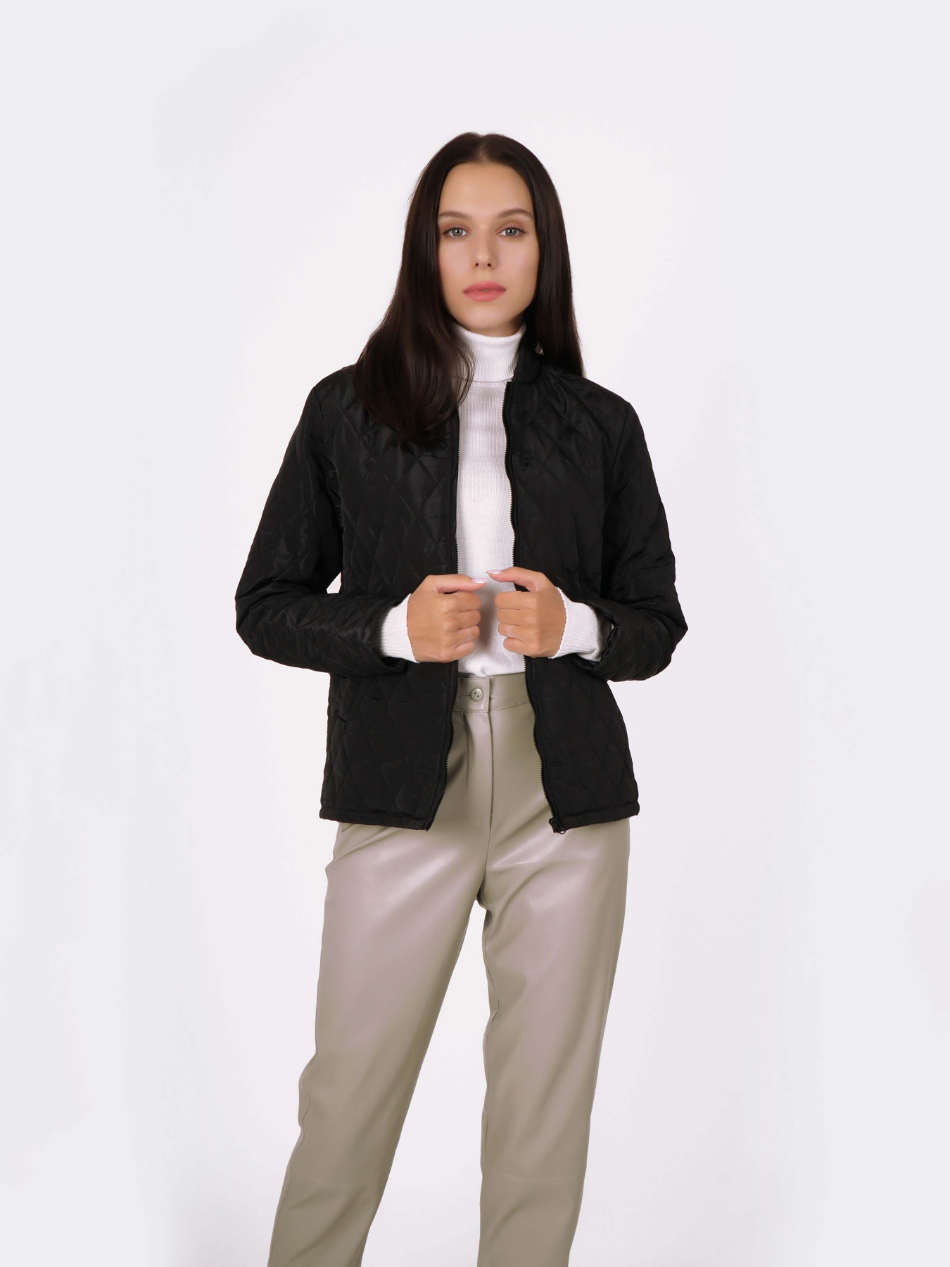 Куртки и дубленки Lesia модель Asteia03BlackWJCKTLS Фото