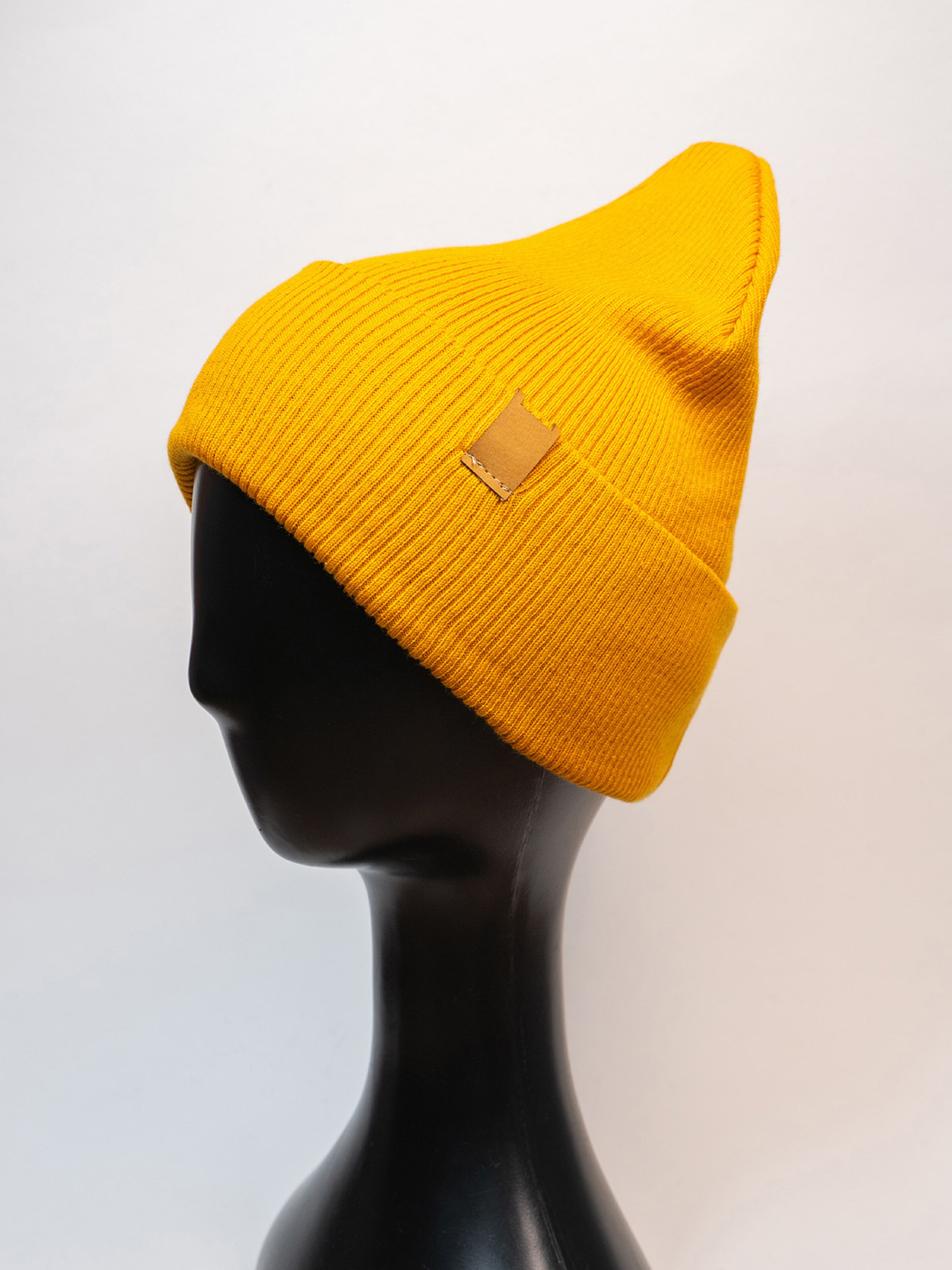 Шапка ISSA Plus модель SH-52_горчичный Фото