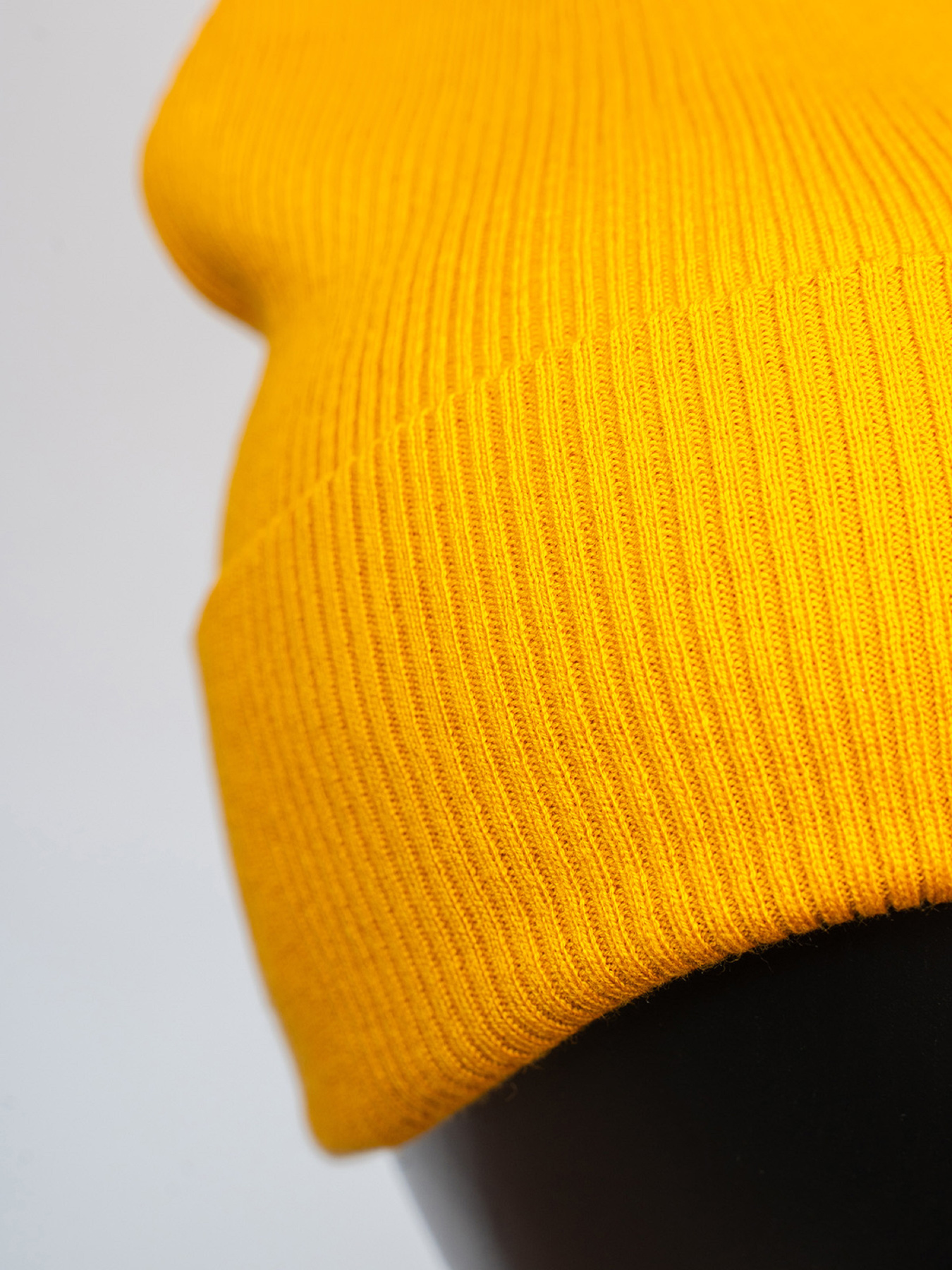 Шапка ISSA Plus модель SH-52_горчичный Фото