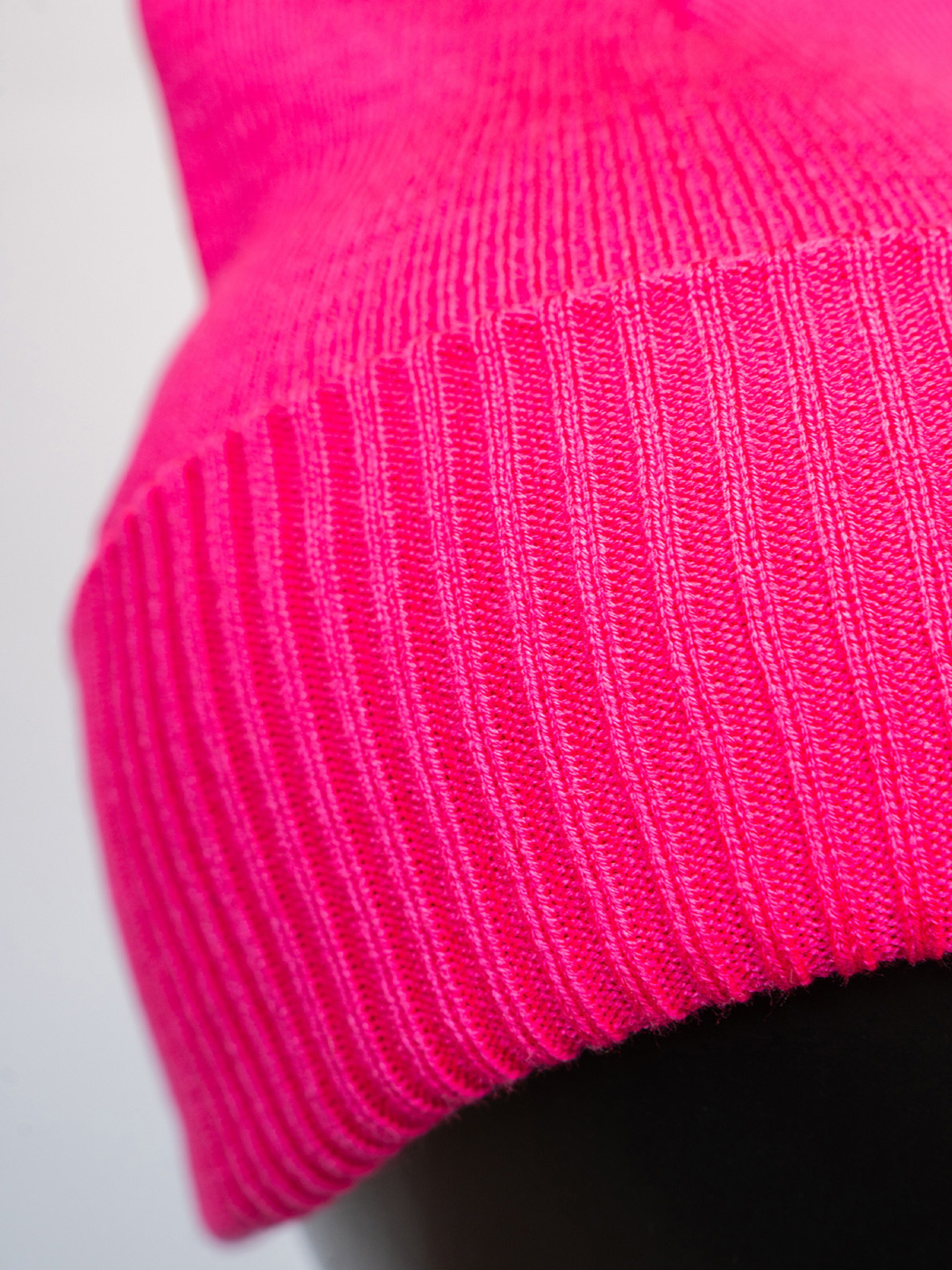 Шапка ISSA Plus модель SH-59_малиновый Фото