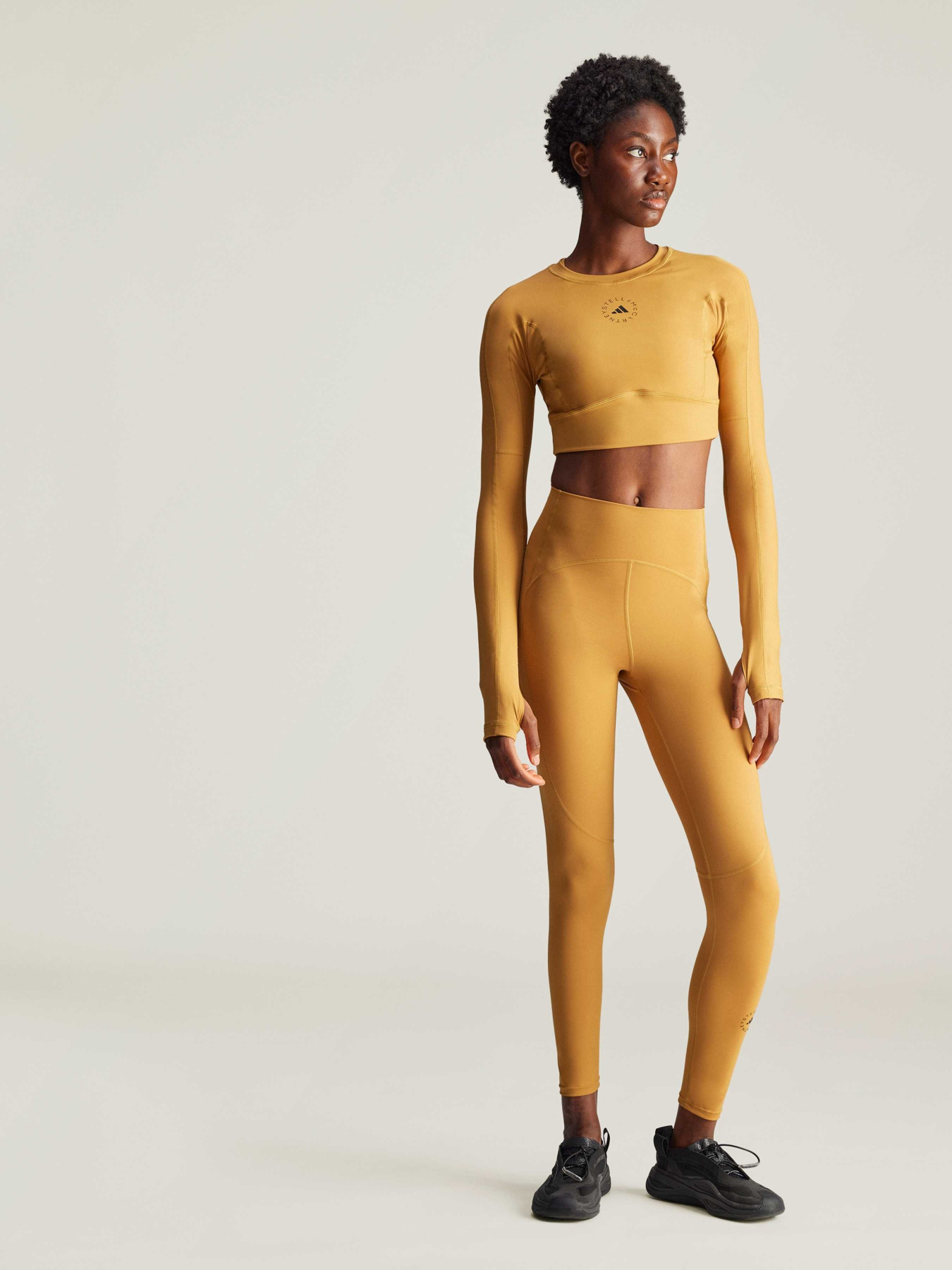 Спортивні леггінси Adidas модель IY3428 Фото