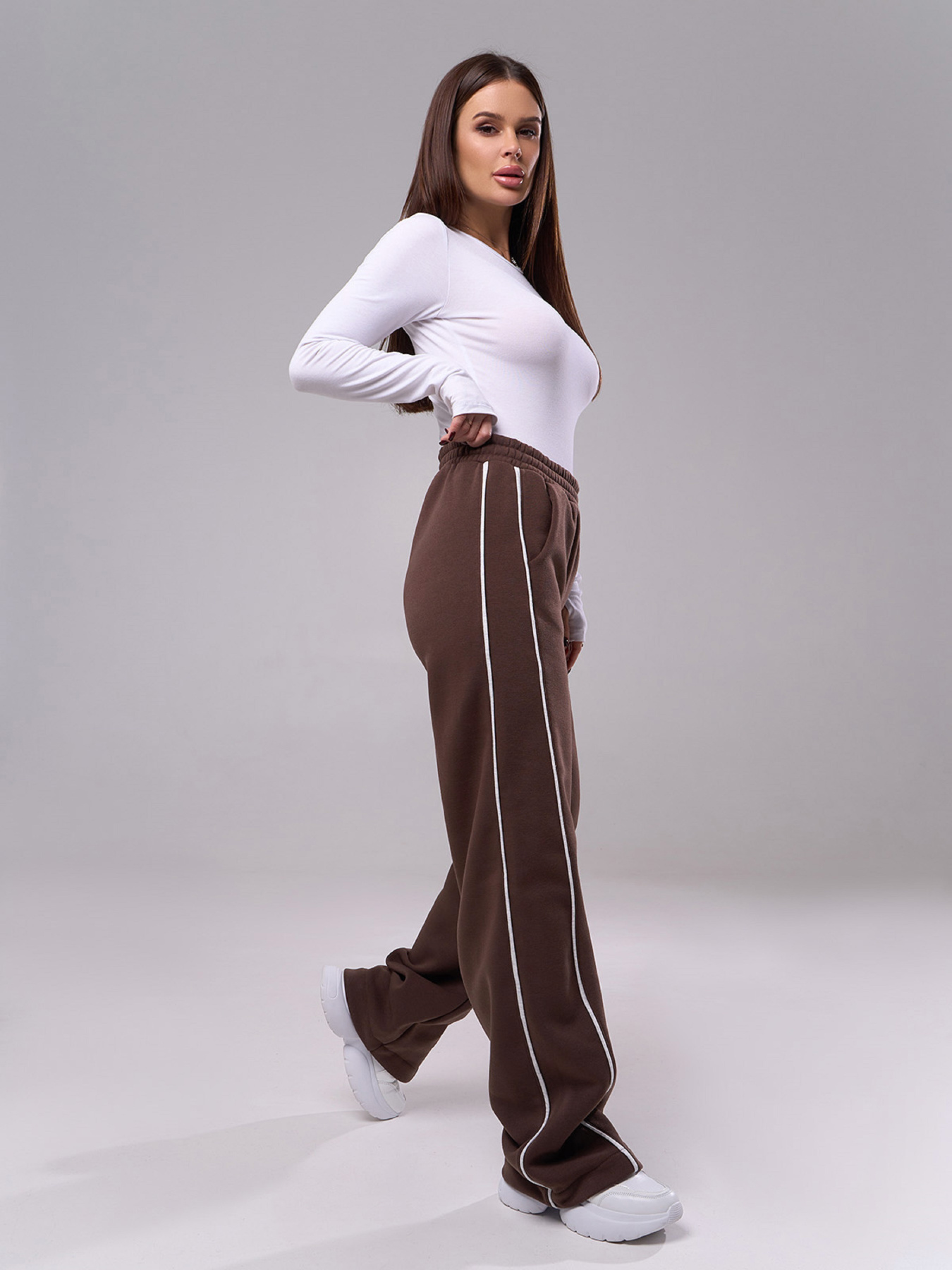 Штаны спортивные ISSA Plus модель 14907_коричневый Фото