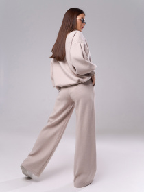 Повседневный костюм ISSA Plus модель SA-572A_бежевый Повседневный костюм ISSA Plus модель SA-572A_бежевый Фото