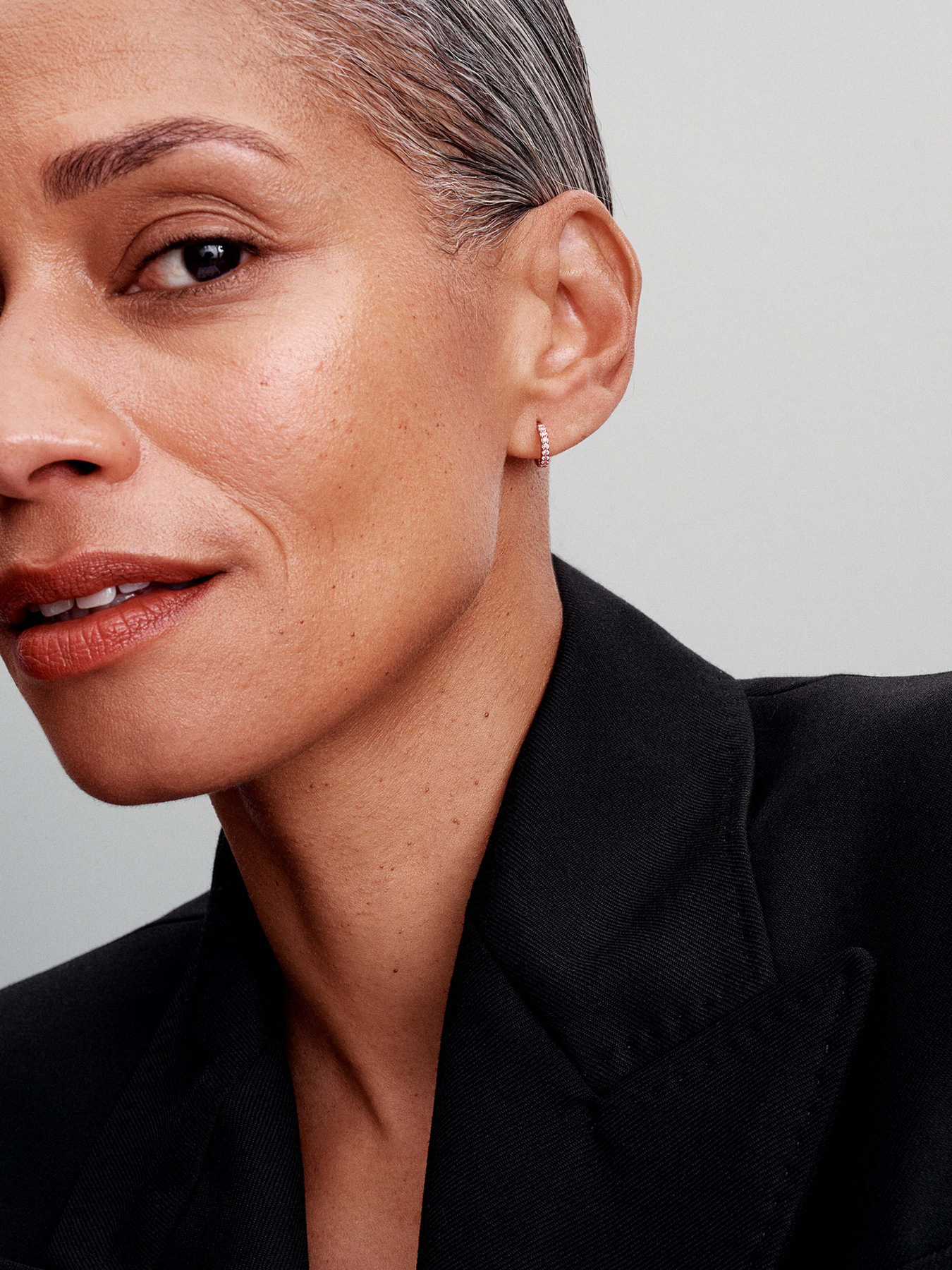 Хупи PANDORA модель 283015C01 Фото