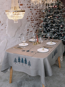 Новорічна скатертина "Ялинки" Едельвіка модель 239-23-08 Фото