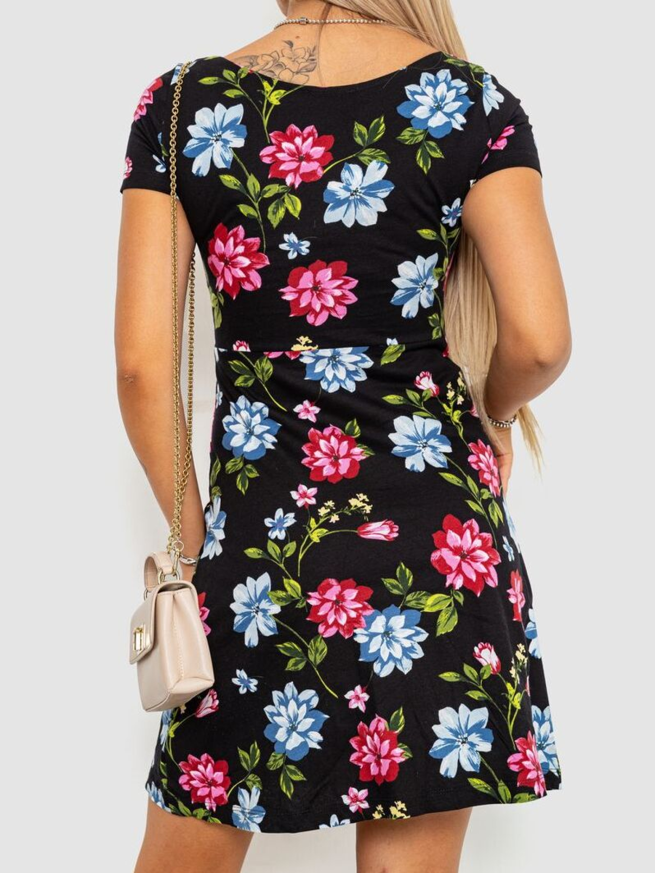 Платье мини Ager модель У-1129605::000000387 Фото