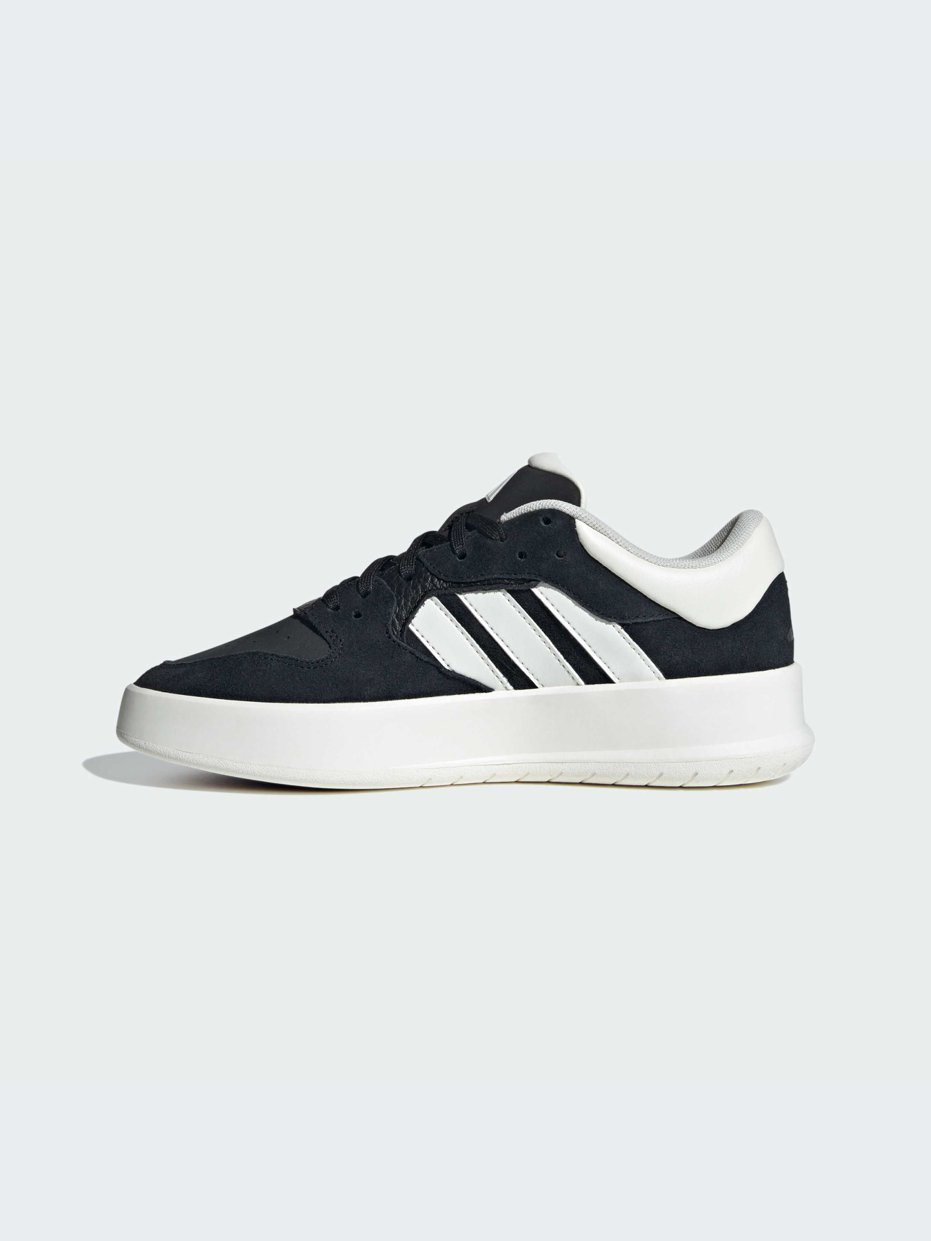 Кроссовки Adidas Court модель IH0524-KZ Кроссовки Adidas Court модель IH0524-KZ Фото