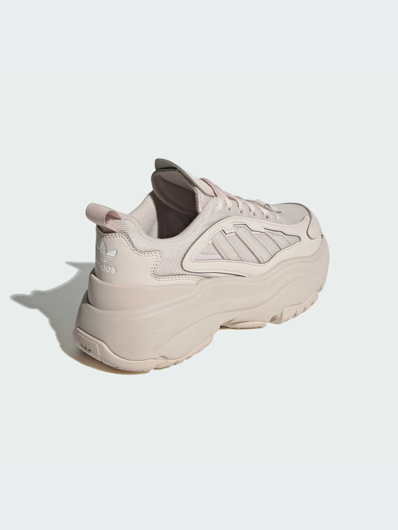 Кроссовки Adidas Ozweego модель IG6049-KZ Кроссовки Adidas Ozweego модель IG6049-KZ Фото