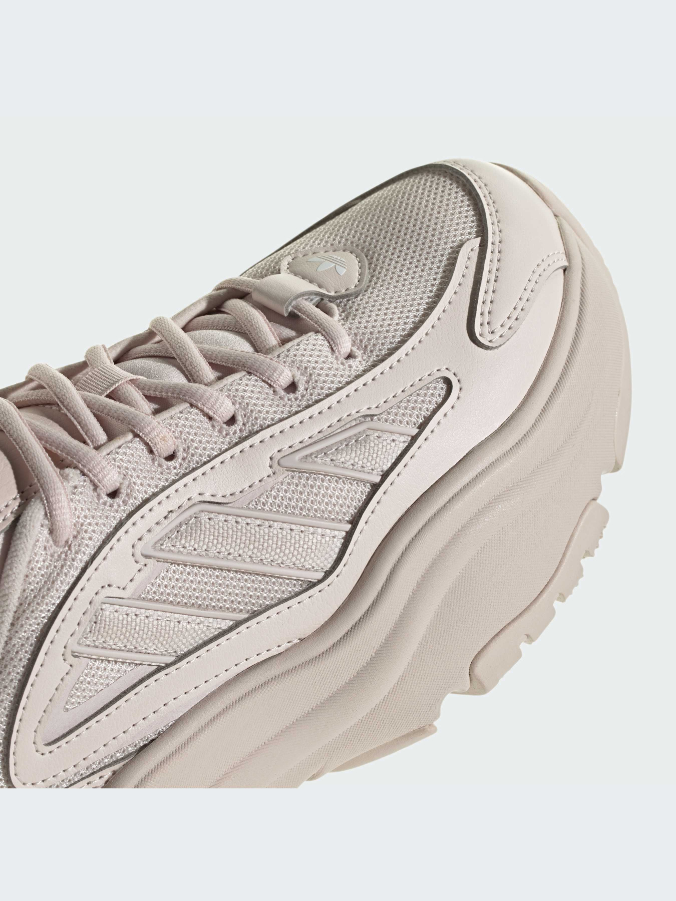 Кроссовки Adidas Ozweego модель IG6049-KZ Кроссовки Adidas Ozweego модель IG6049-KZ Фото