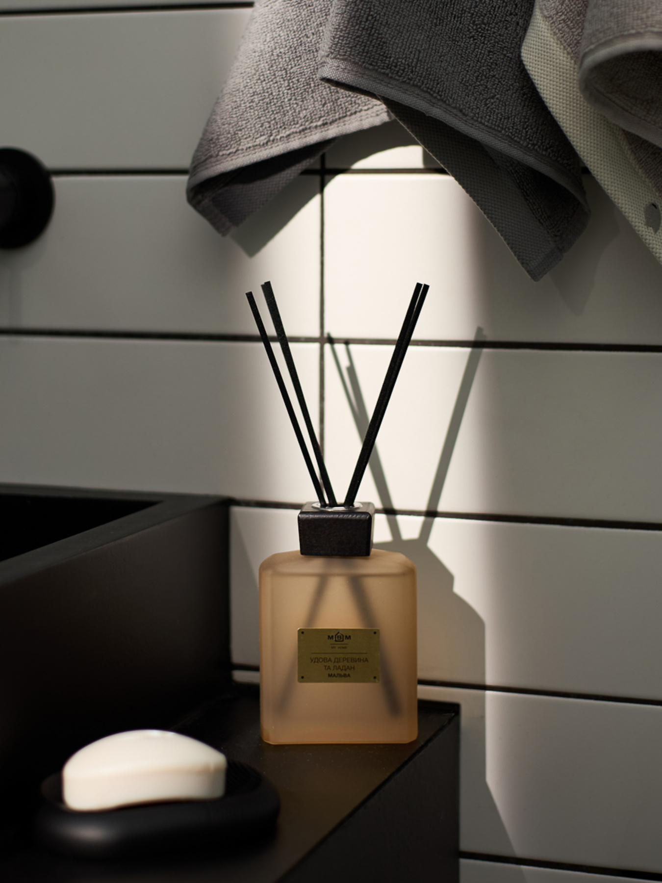 Аромадиффузор "Мальва" удовое дерево и ладан MBM HOME модель FR-14 Фото