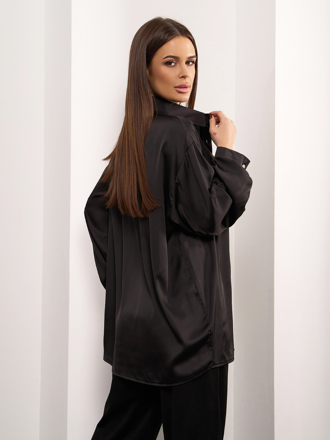 Рубашка ISSA Plus модель 14937_черный Фото