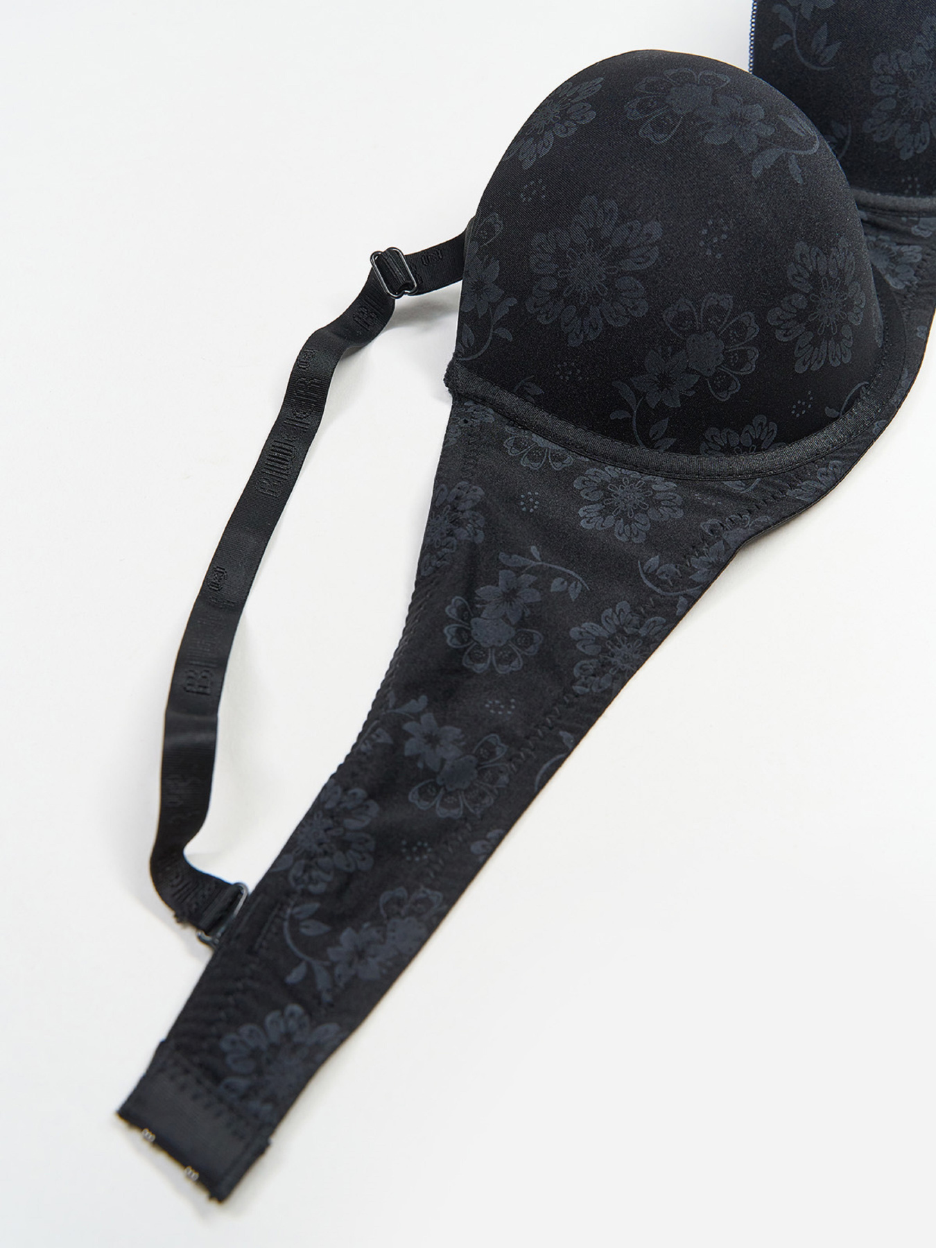 Бюстгальтер ISSA Plus модель BL3-163_черный Фото