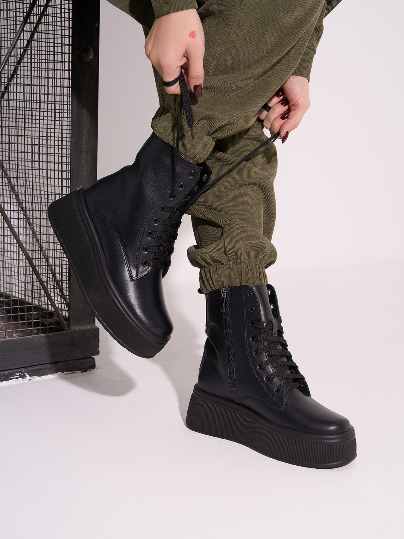 Ботинки ISSA Plus модель OB2-579_черный Фото