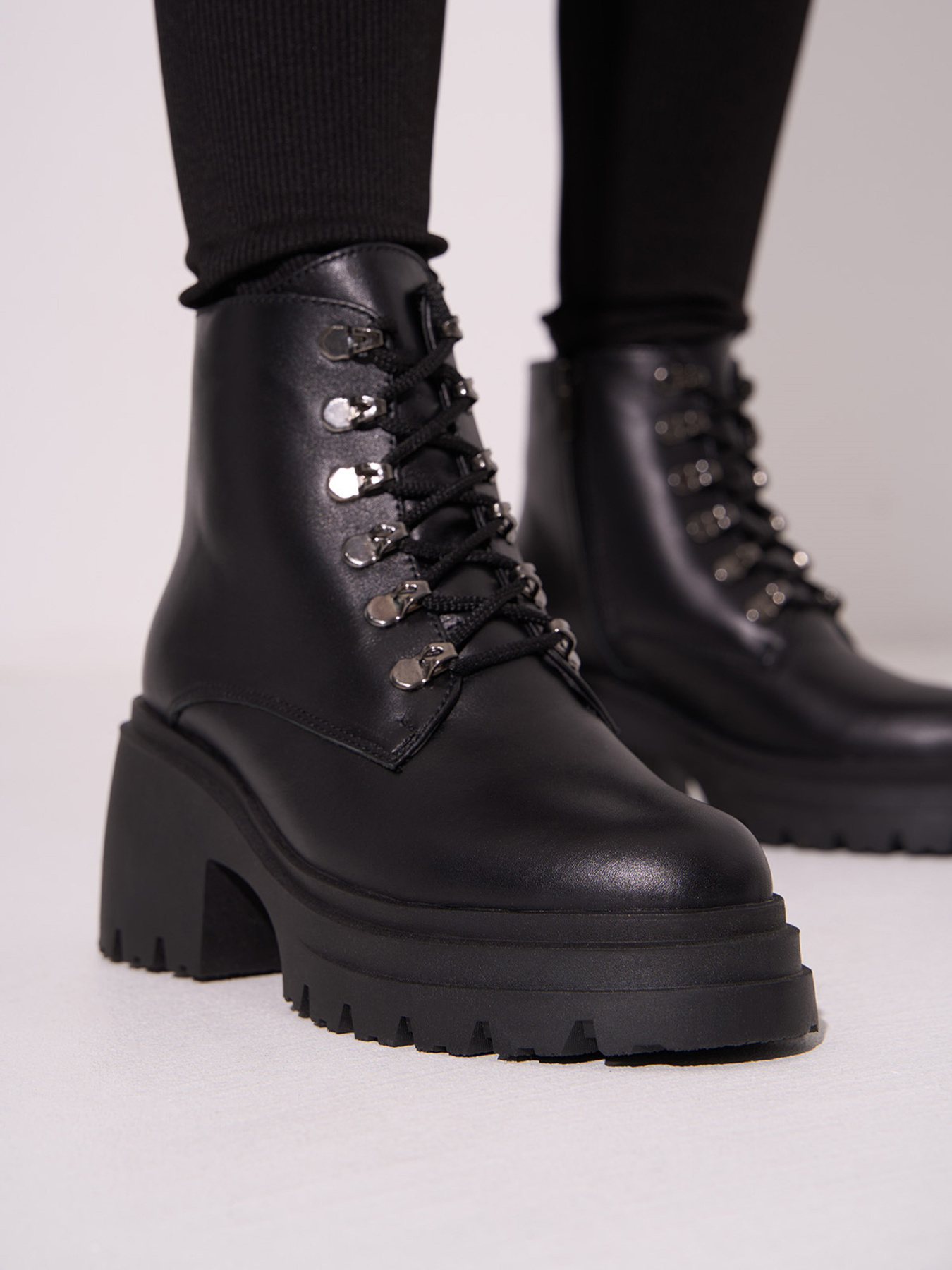 Бoтильоны ISSA Plus модель OB2-587_черный Фото