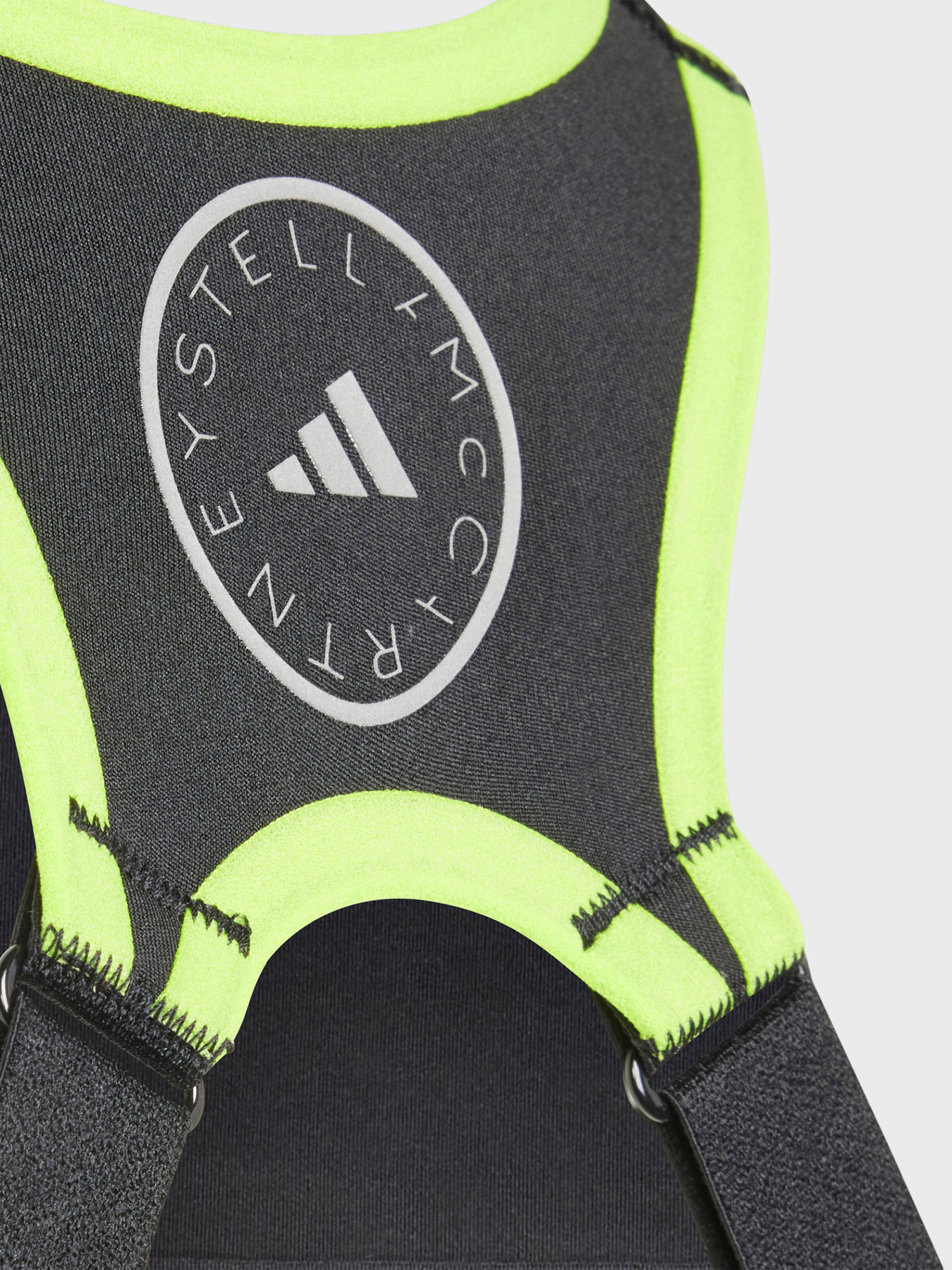 Топ спортивный Adidas модель IZ0171 Фото