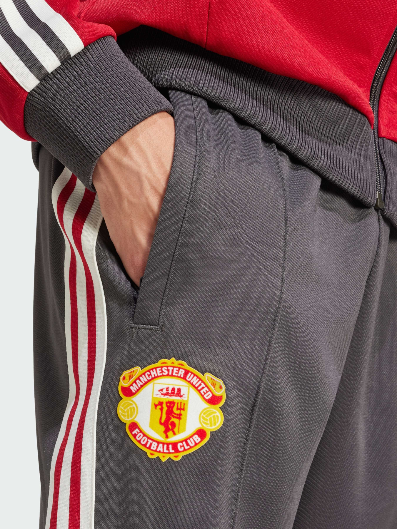 Штани Adidas модель IY0044 Фото