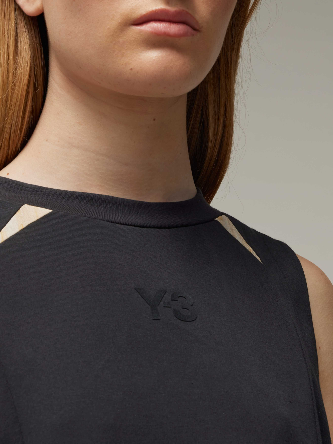 Платье мини Adidas модель IR6244 Фото